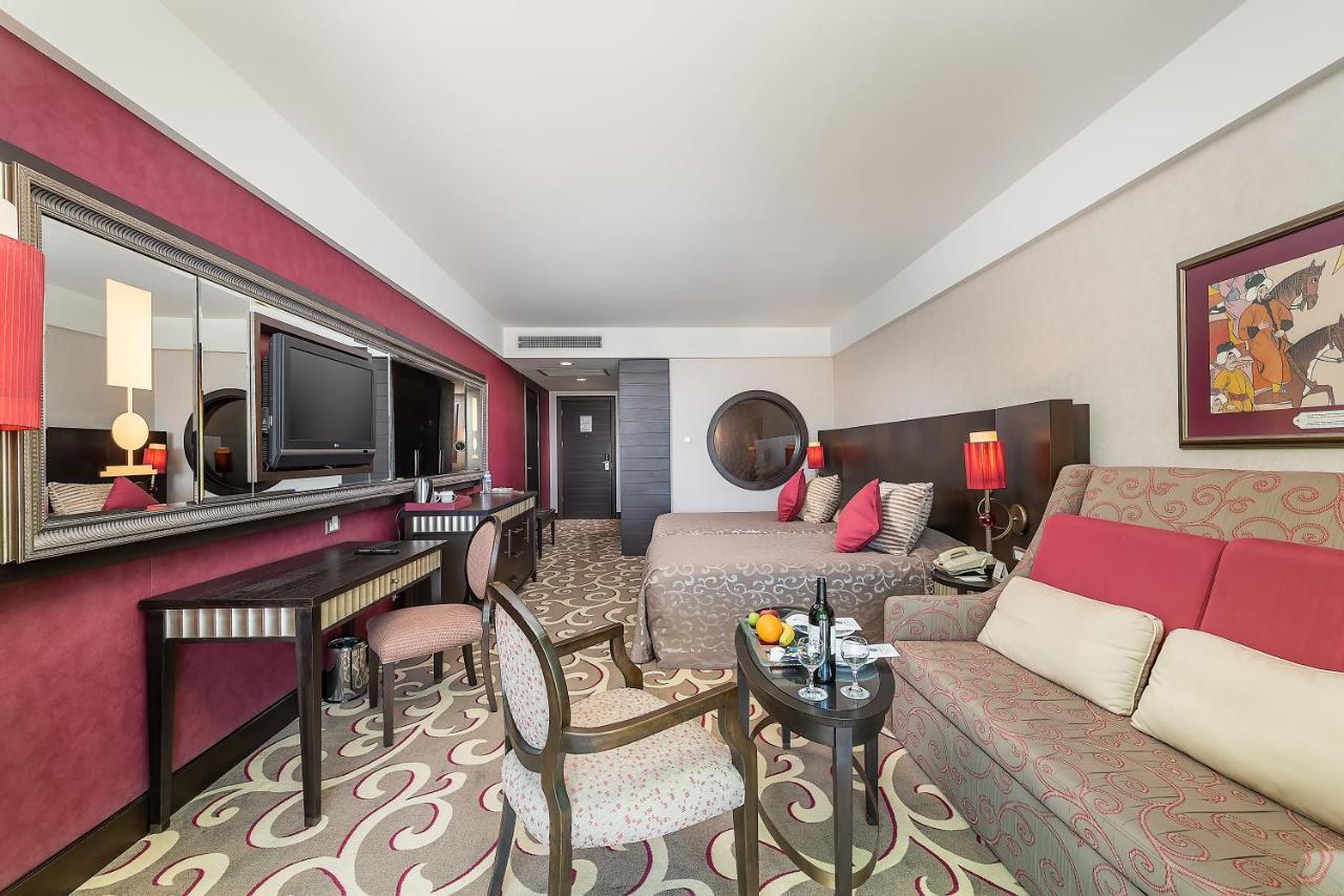 Cornelia Diamond Golf & 5*